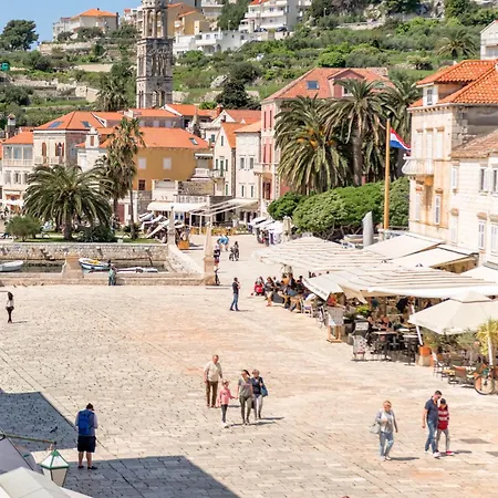 Апартаменти Tudor *