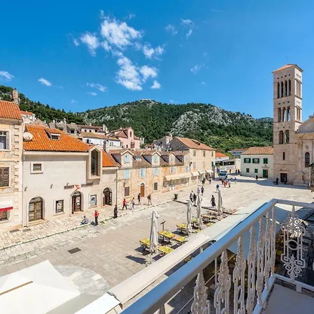 Апартаменти Tudor *