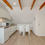 Apartamento Tudor Hvar Town