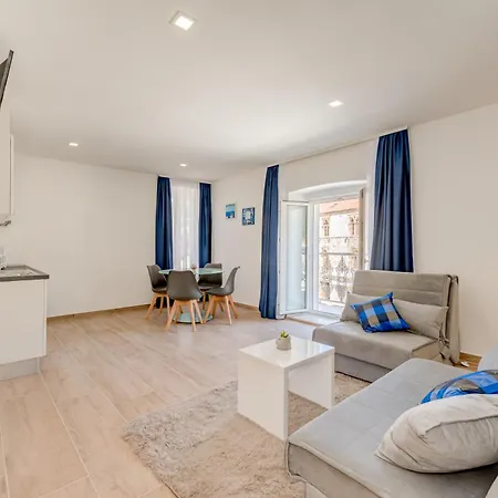 Apartmán Tudor Hvar Town