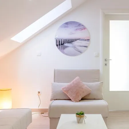 شقة Tudor هفار